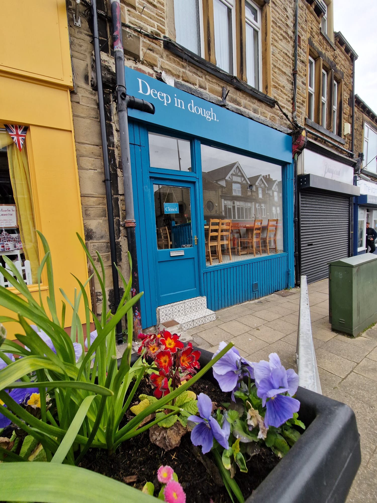 Exterior of Deep in Dough shop